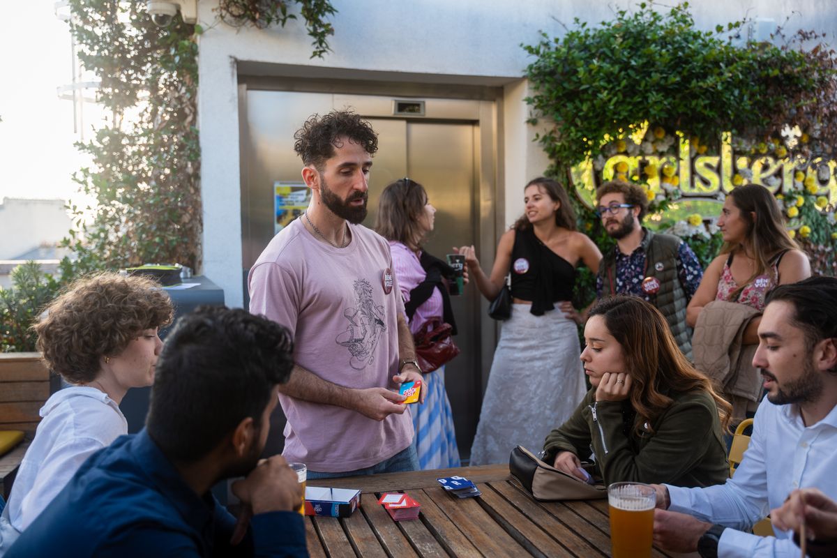 Événements pour introvertis : sortir à son rythme et se sentir bien